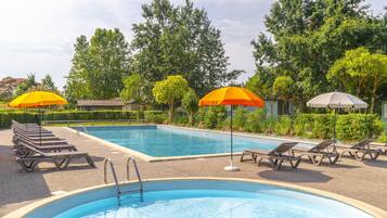 季節性室外游泳池