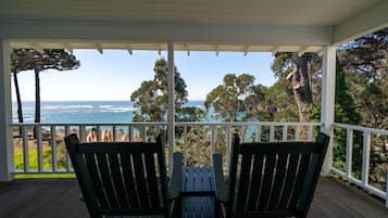 Iron/ironing board, cribs/infant beds, free WiFi, bed sheets