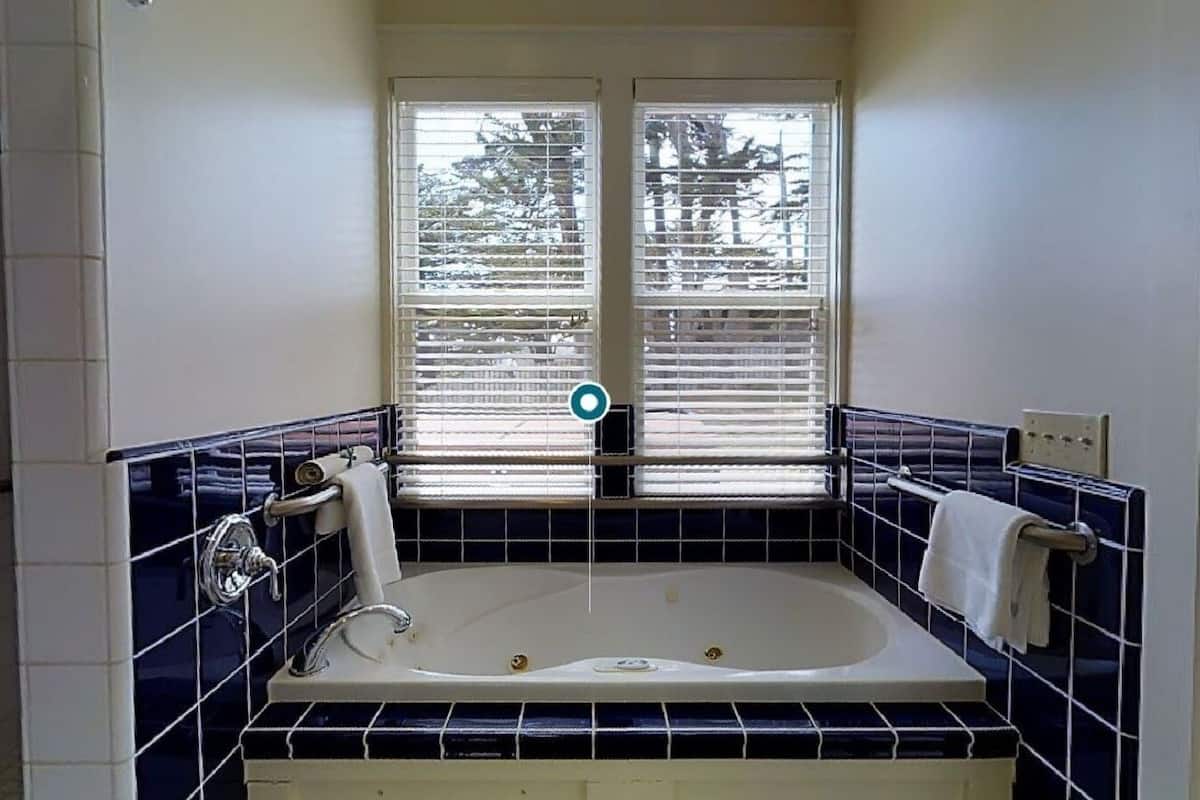 suite, 1 king bed, garden view (no pets or children) | bathroom | towels