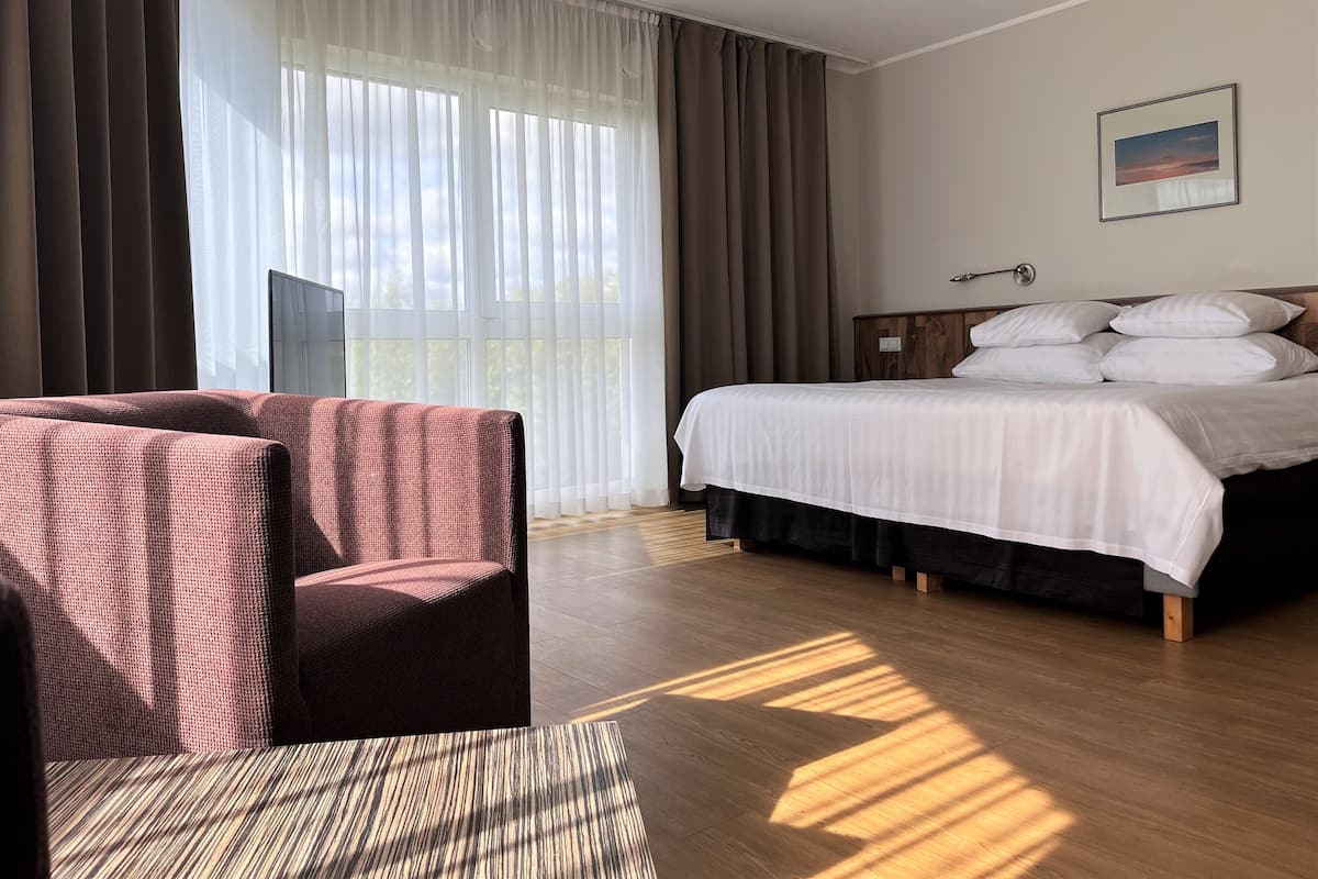 Marine Deluxe Room