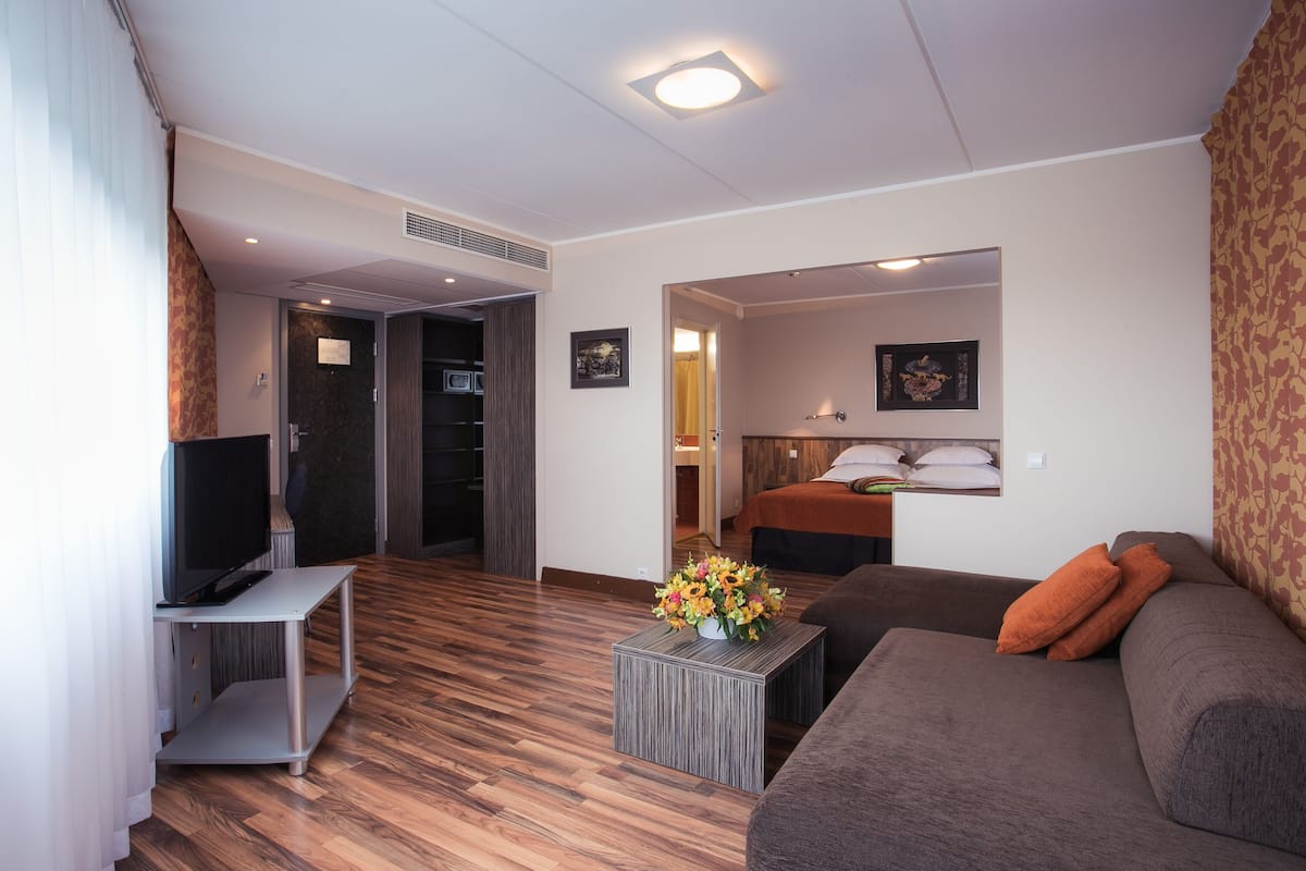 Admiral Suite | Living area