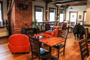 Restaurant - Old Mill Inn (Hatfield)