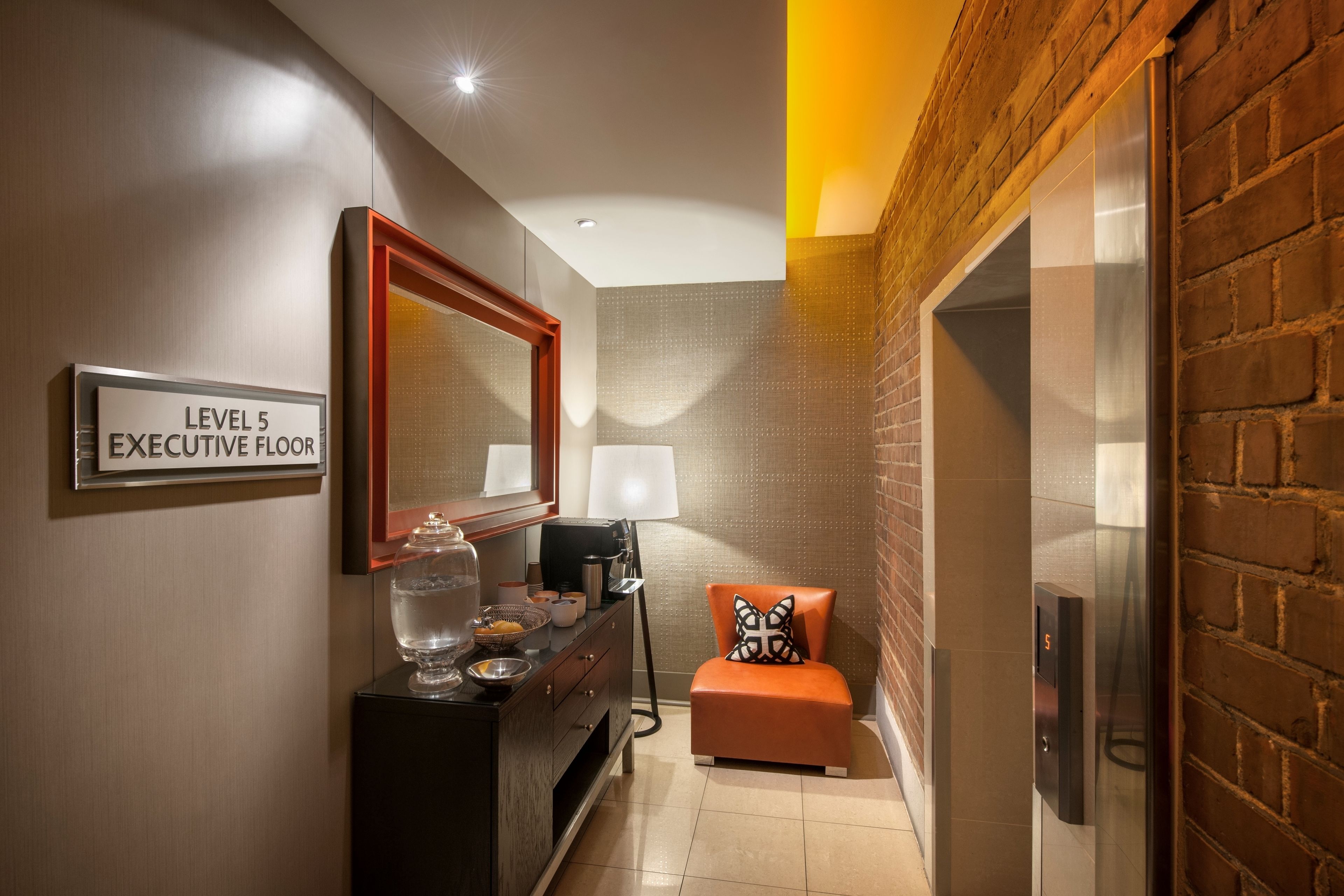 Chi tiết nội thất