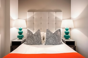 Premium bedding, in-room safe, desk, laptop workspace