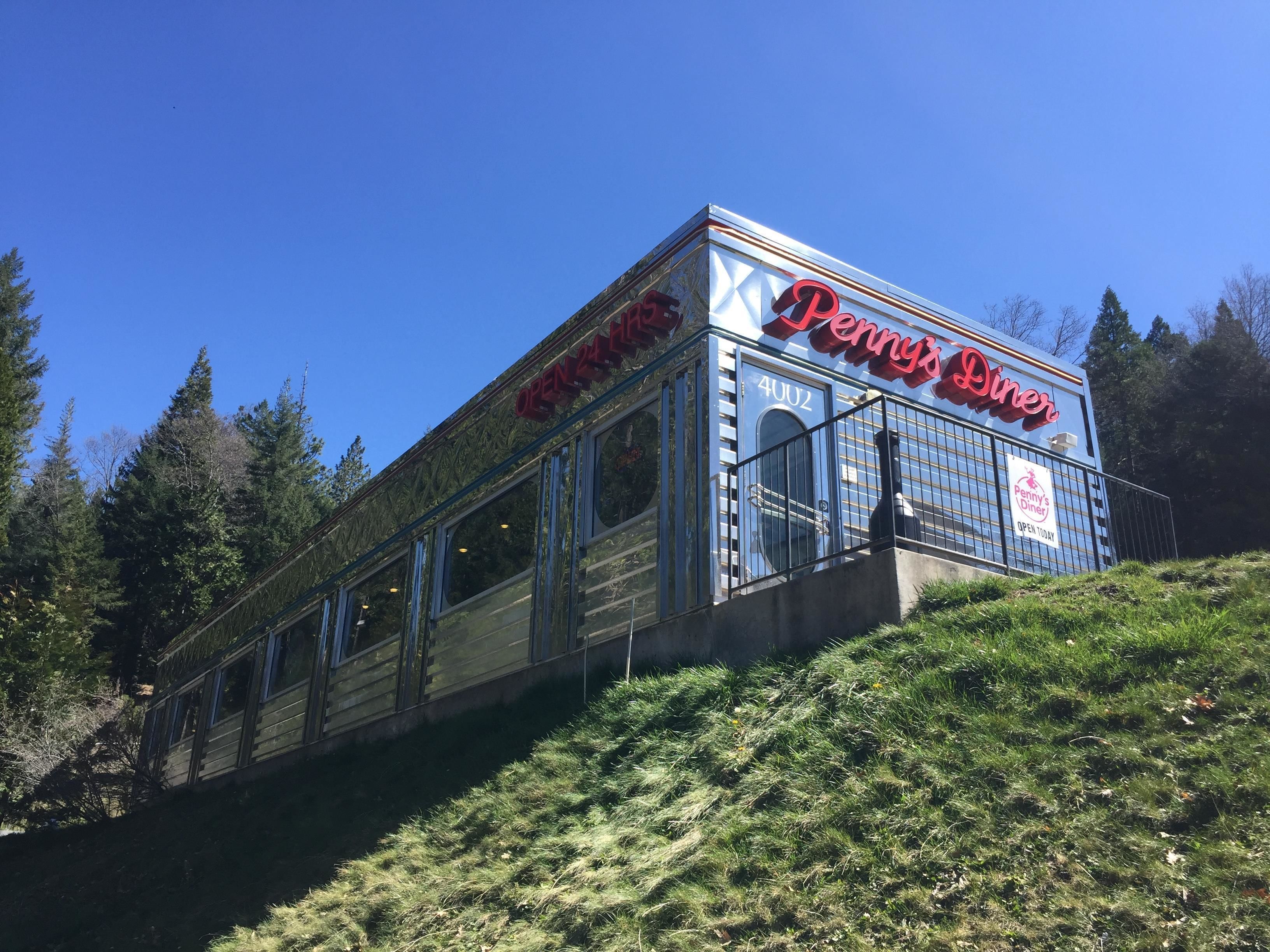 Se sirven desayunos, comidas, cenas y cocina americana 