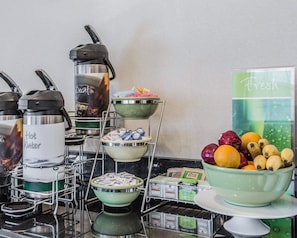 Coffee service - Quality Inn Rosemead - Los Angeles (Rosemead)
