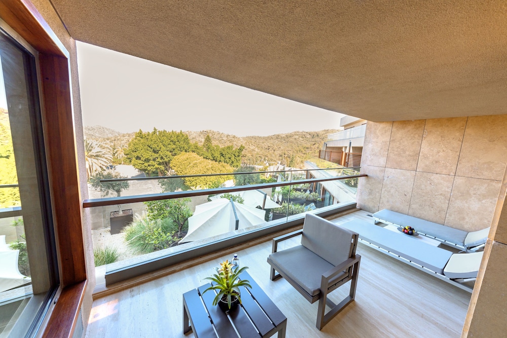 D Maris Bay by null D Maris Bay by null