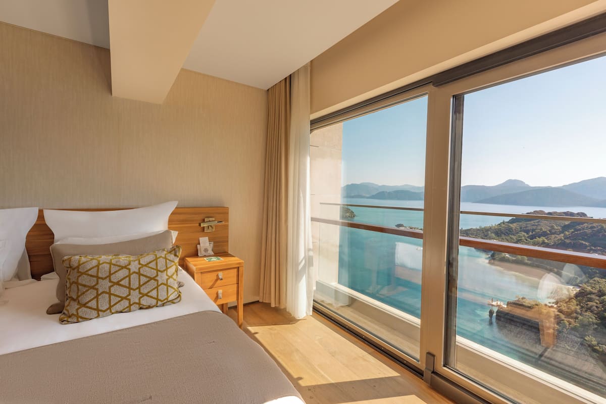 Classic Room, Sea View | 1 bedroom, premium bedding, memory foam beds, minibar