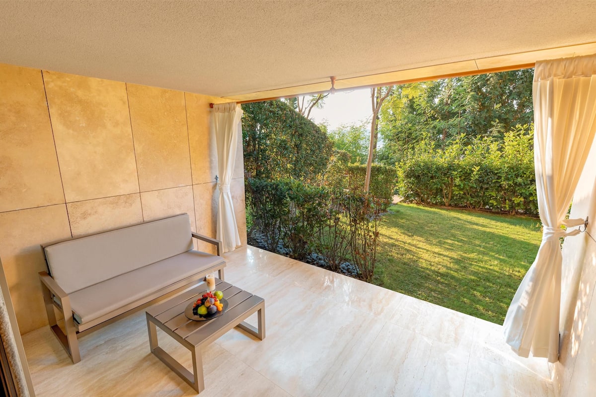 Superior Room, Mountain View | 1 bedroom, premium bedding, memory foam beds, minibar
