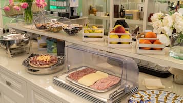 Colazione continentale inclusa, servita tutte le mattine