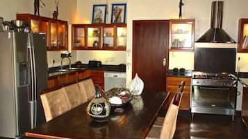 Villa, 3 Bedrooms, Private Pool | In-room dining