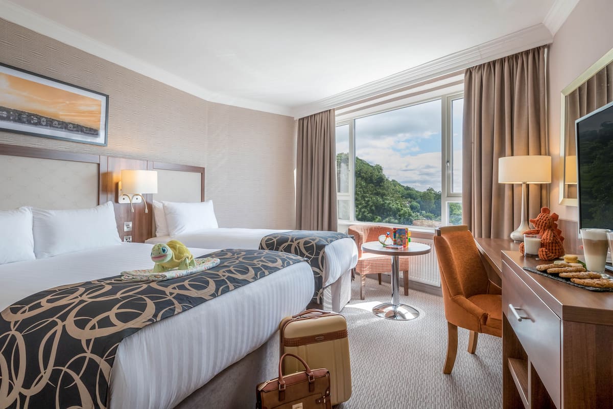 premium bedding, in-room safe, desk, iron/ironing board