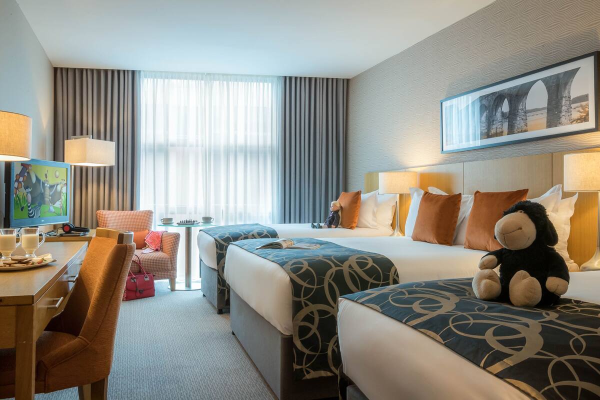 premium bedding, in-room safe, desk, iron/ironing board