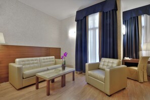Suite | Living area