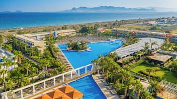 Indoor pool, 6 outdoor pools, pool umbrellas, pool loungers