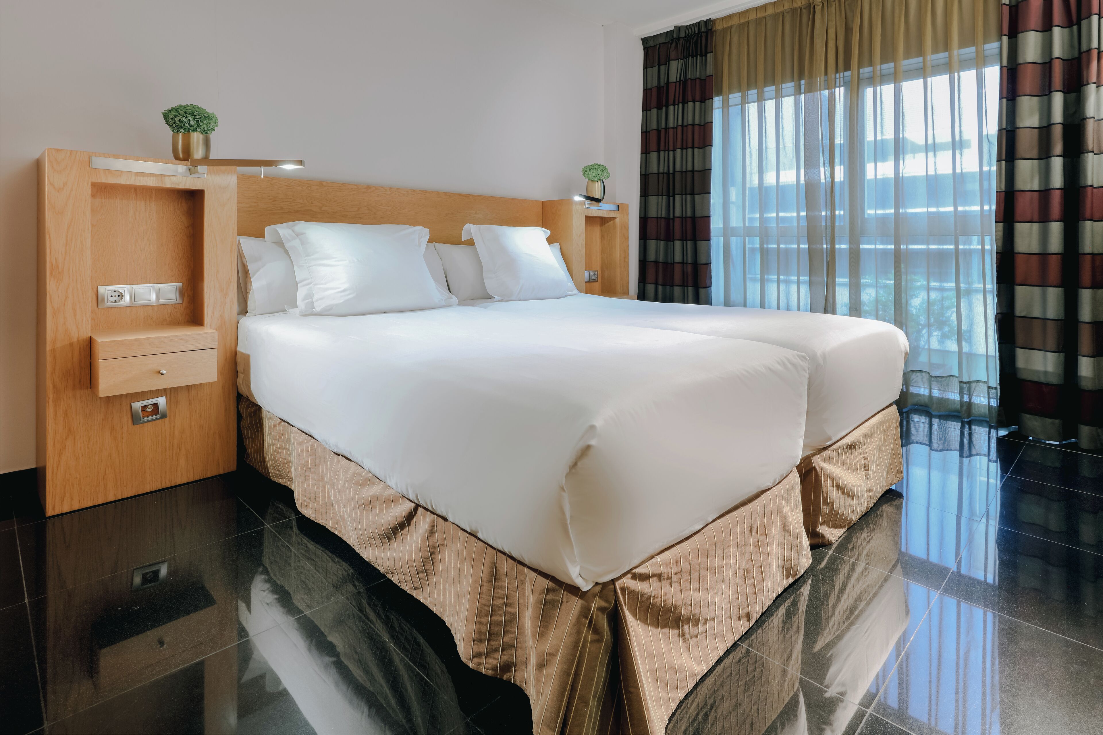 1 bedroom, down comforters, minibar, in-room safe