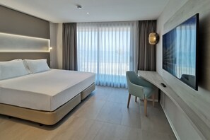 In-room safe, desk, soundproofing, iron/ironing board