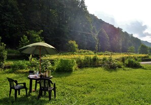 Garden - Elkhorn Inn & Theatre (Northfork)