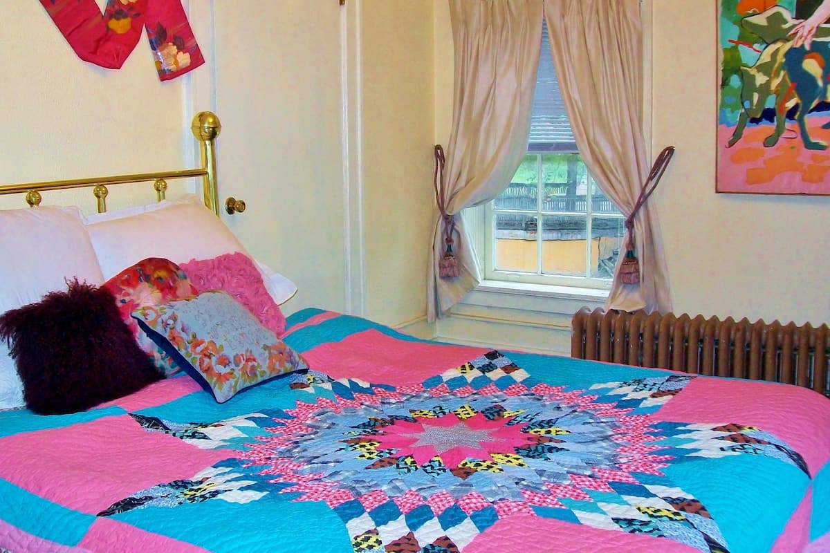 Kamer, privébadkamer (Blue Flowers) | Individueel gedecoreerd, gratis wifi