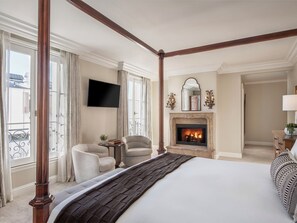 Luxury Room | Premium bedding, down duvets, free minibar items, in-room safe