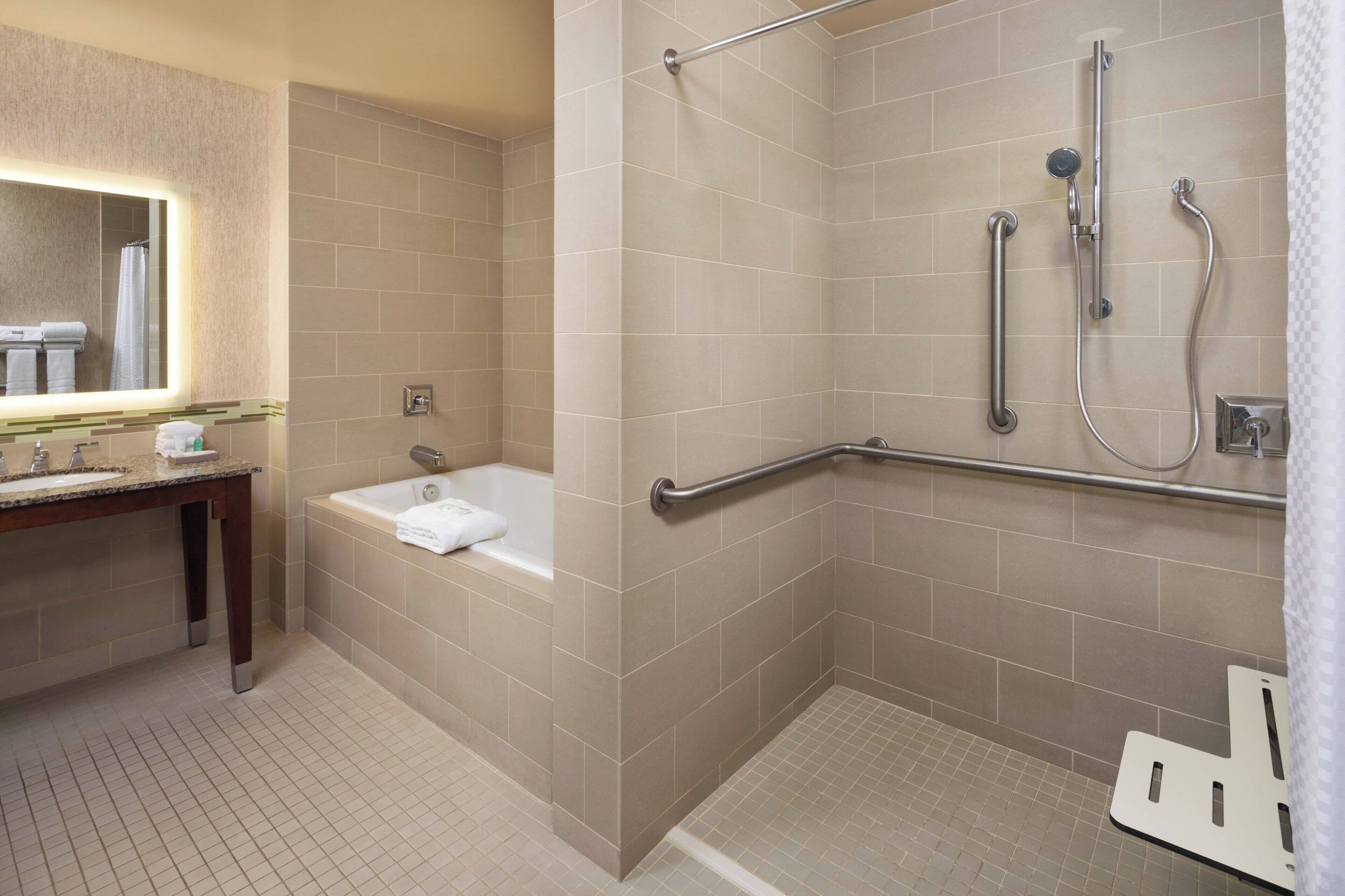 traditional room, 2 double beds, non smoking | bathroom | free toiletries, hair dryer, towels