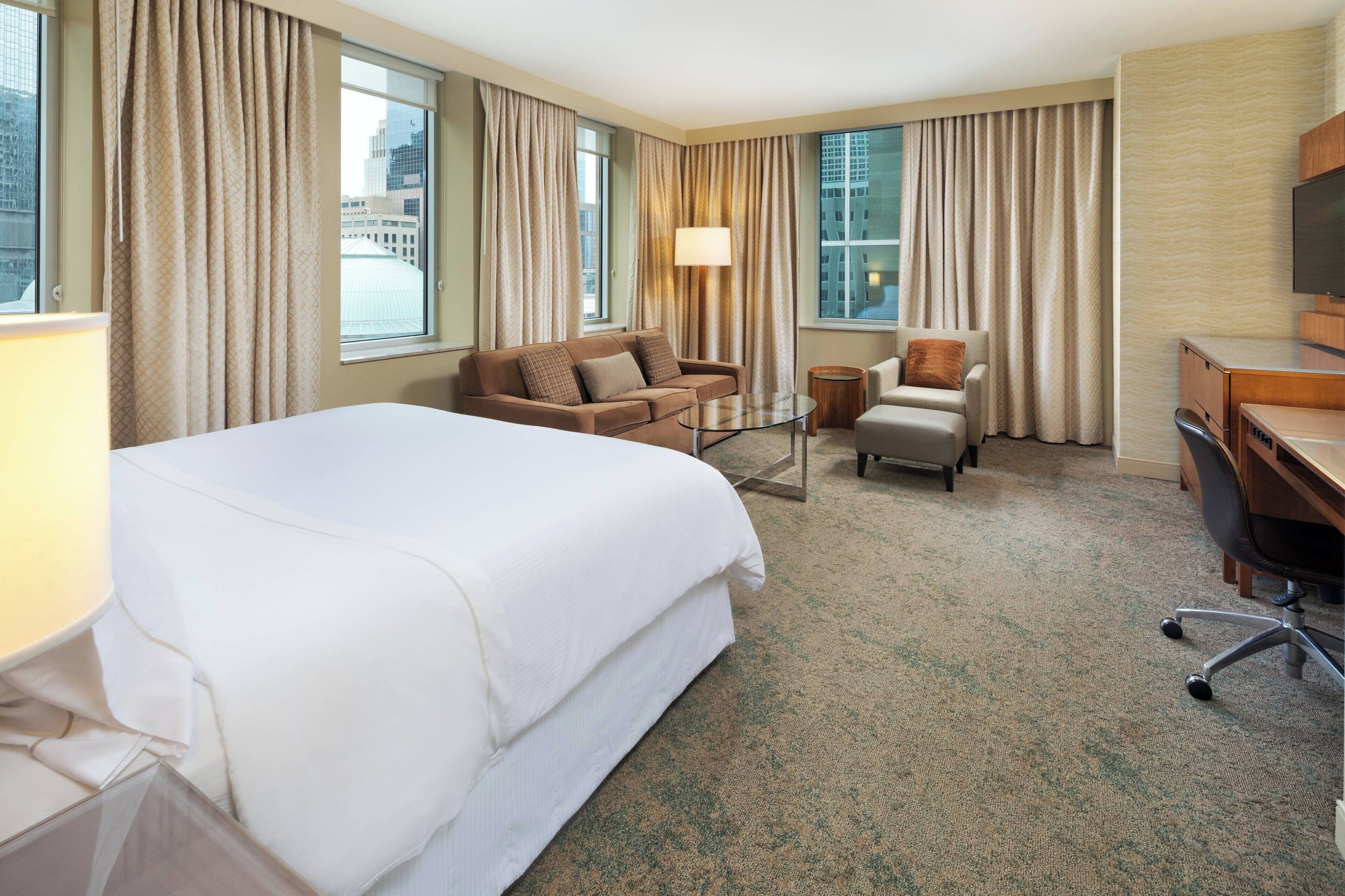 egyptian cotton sheets, premium bedding, down duvets, pillow-top beds