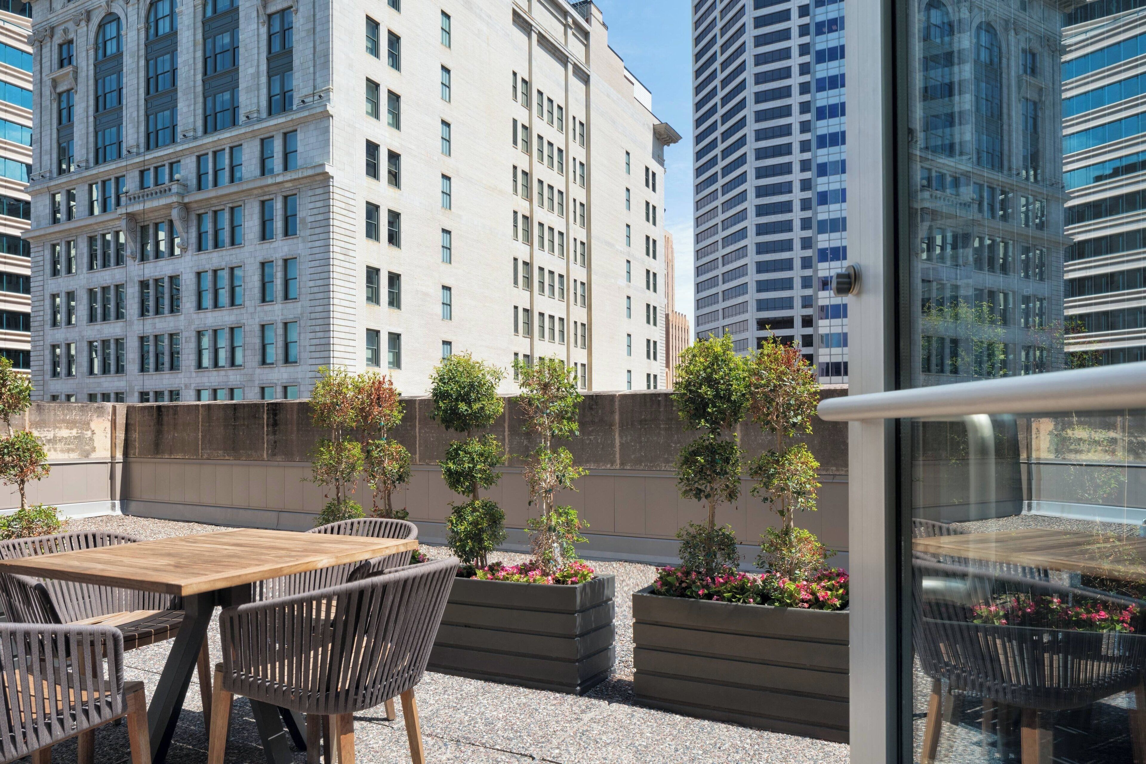 egyptian cotton sheets, premium bedding, down duvets, pillow-top beds