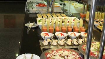 Desayuno estilo bufé