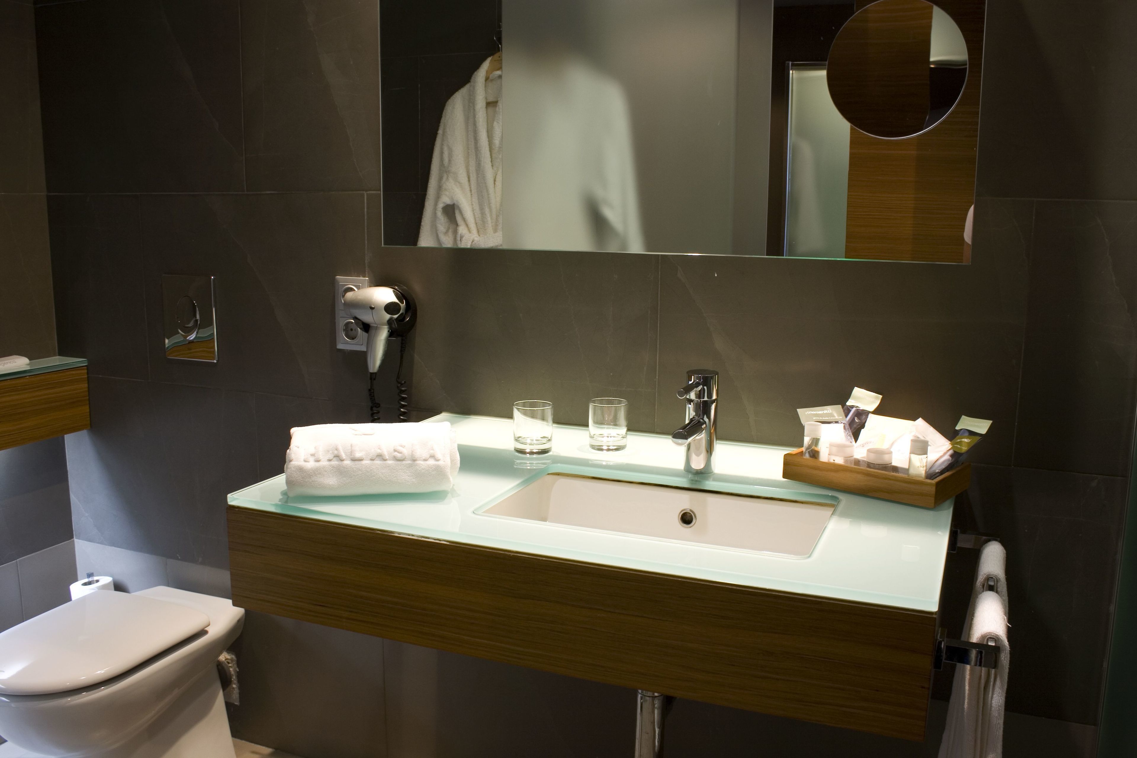 free toiletries, hair dryer, bathrobes, bidet