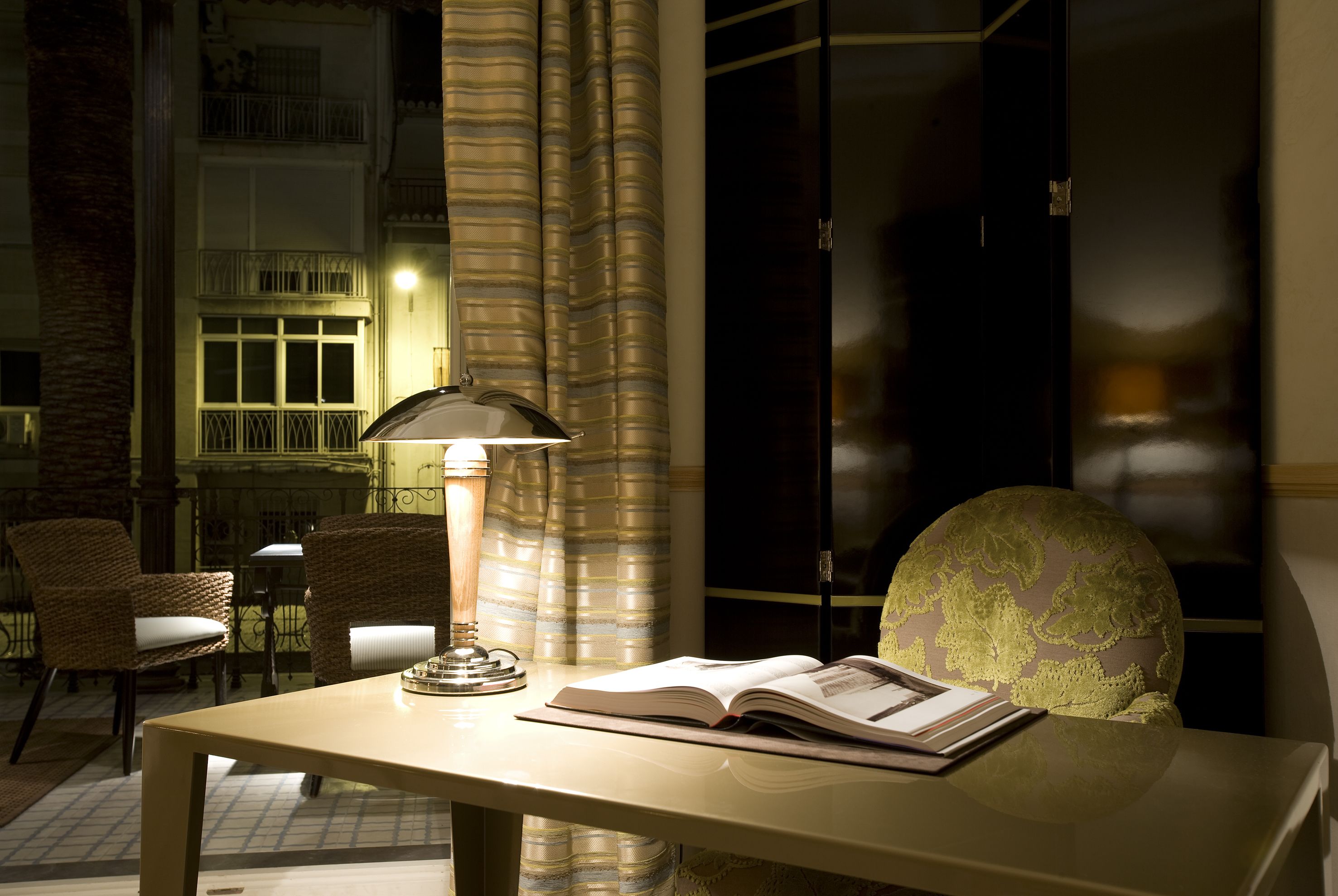 junior suite (superior) | down duvets, memory-foam beds, minibar, in-room safe