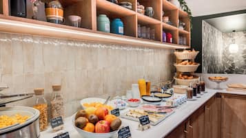 Desayuno buffet todos los días (EUR 16 por persona)