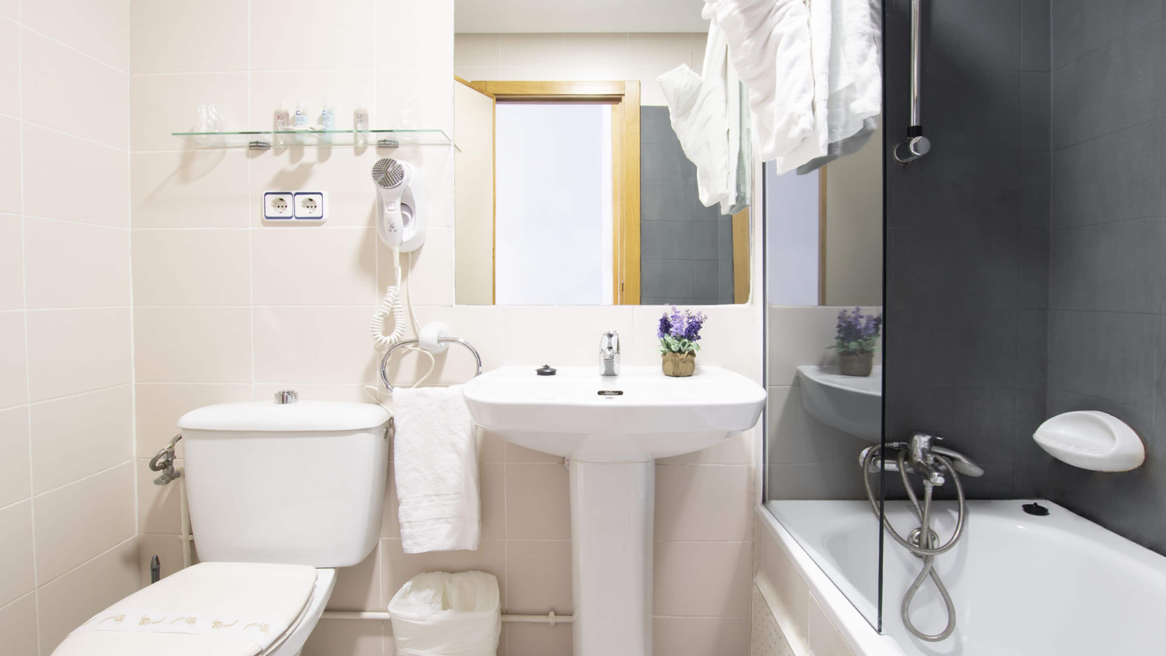 Photo - Hotel Isabel de Segura