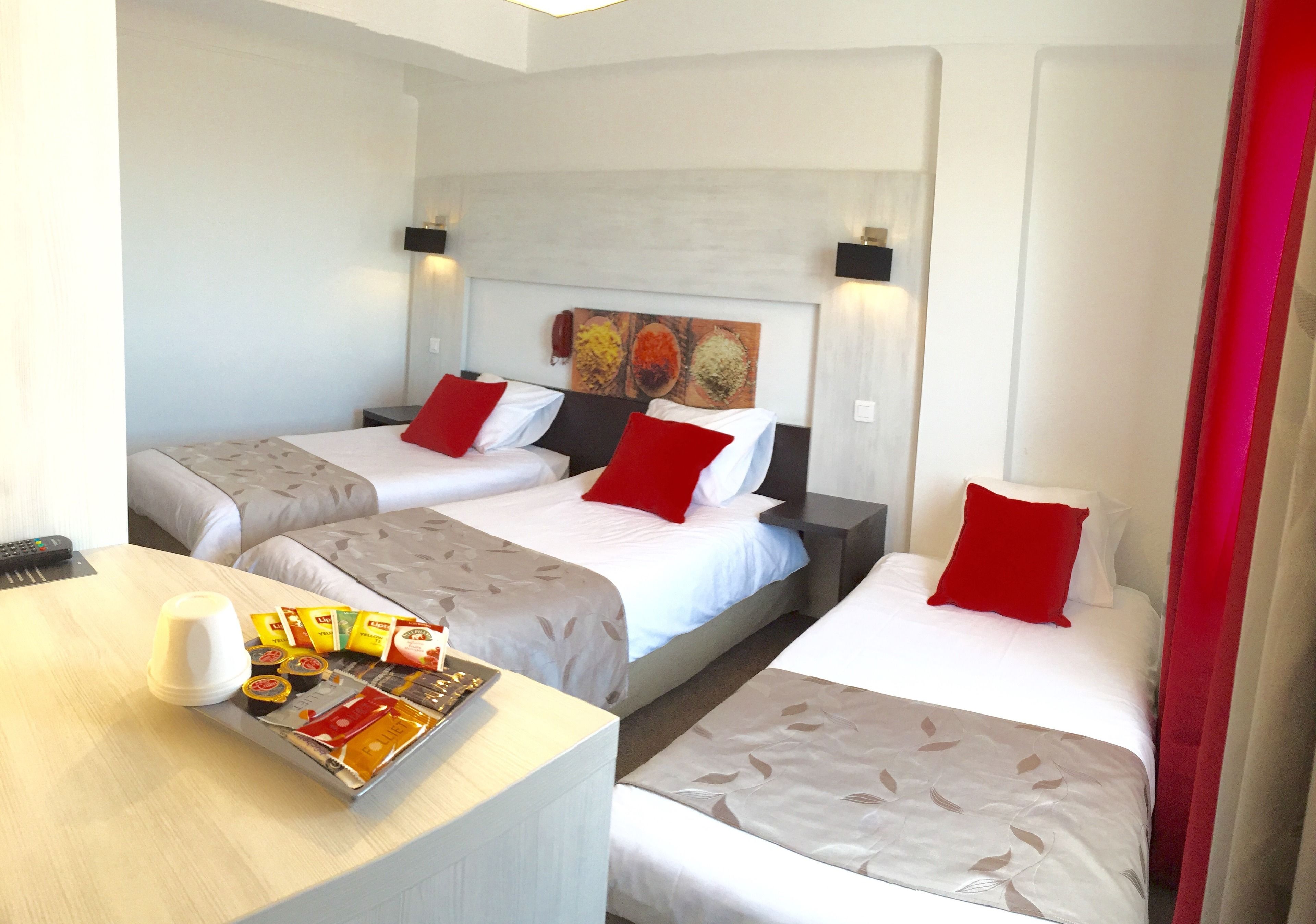 Triple Room, City View (or Mountain view)