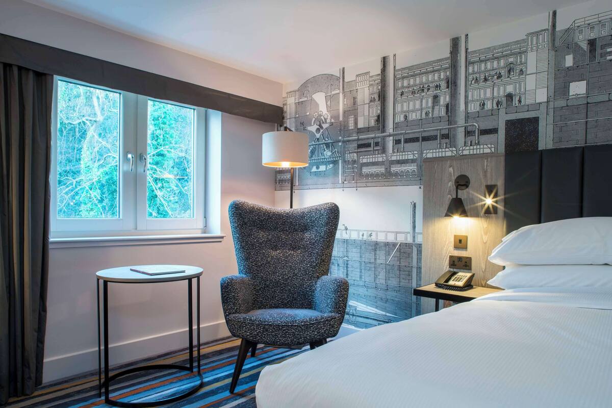 in-room safe, desk, iron/ironing board, free cots/infant beds