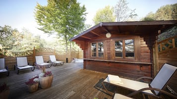 Sauna, Whirlpool, Dampfbad, Körperbehandlungen, Aromatherapie
