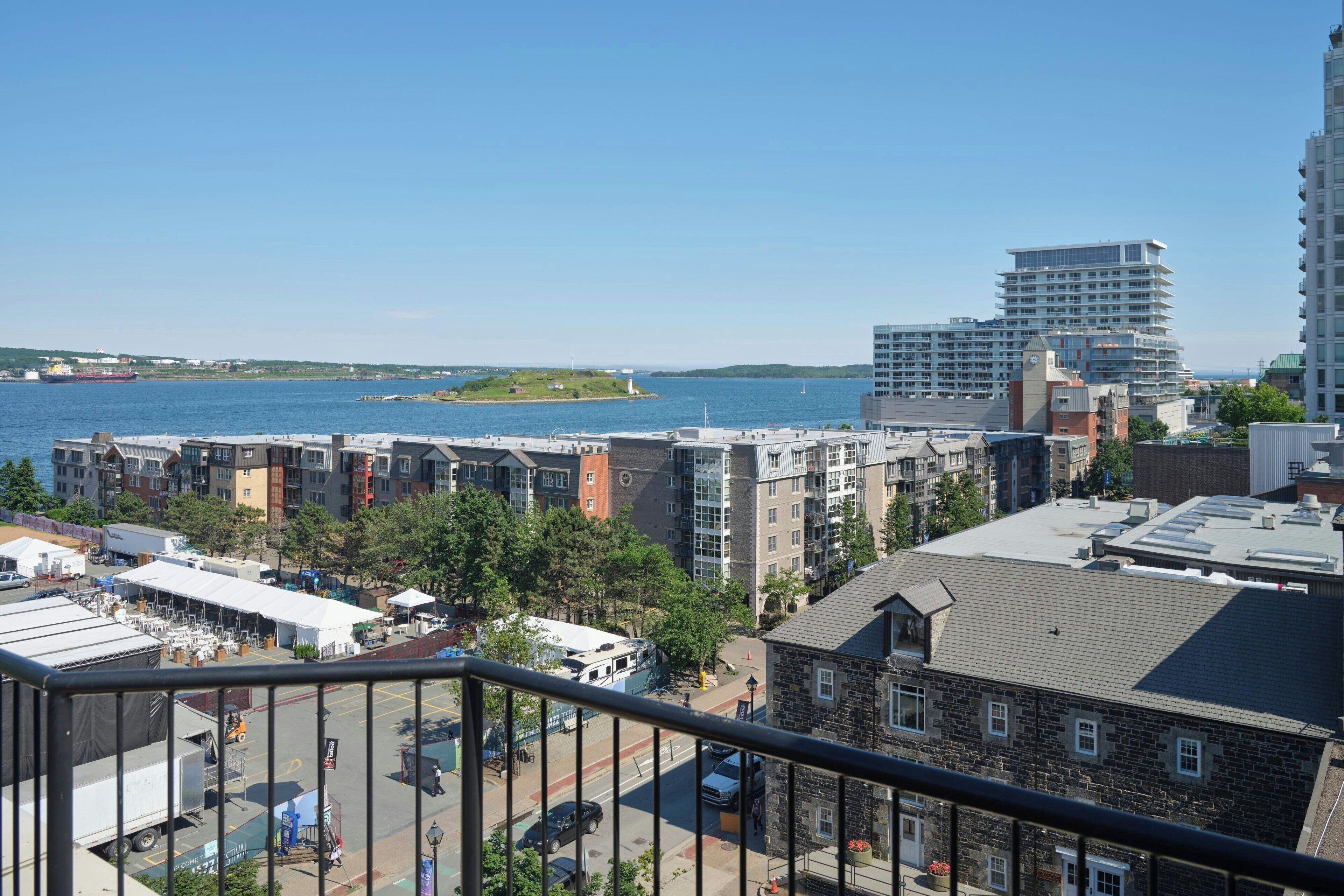 Photo - Courtyard by Marriott Halifax Downtown