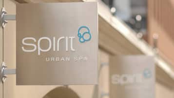 Tina de hidromasaje, hidroterapia y envolturas corporales