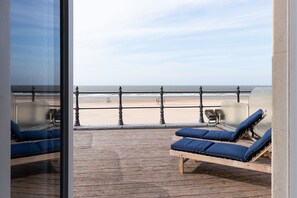 Chambre Supérieure, terrasse, vue mer | Vue sur la plage/l’océan