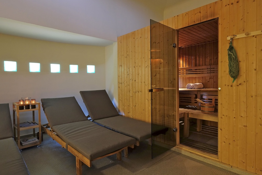 Thermae Palace by null