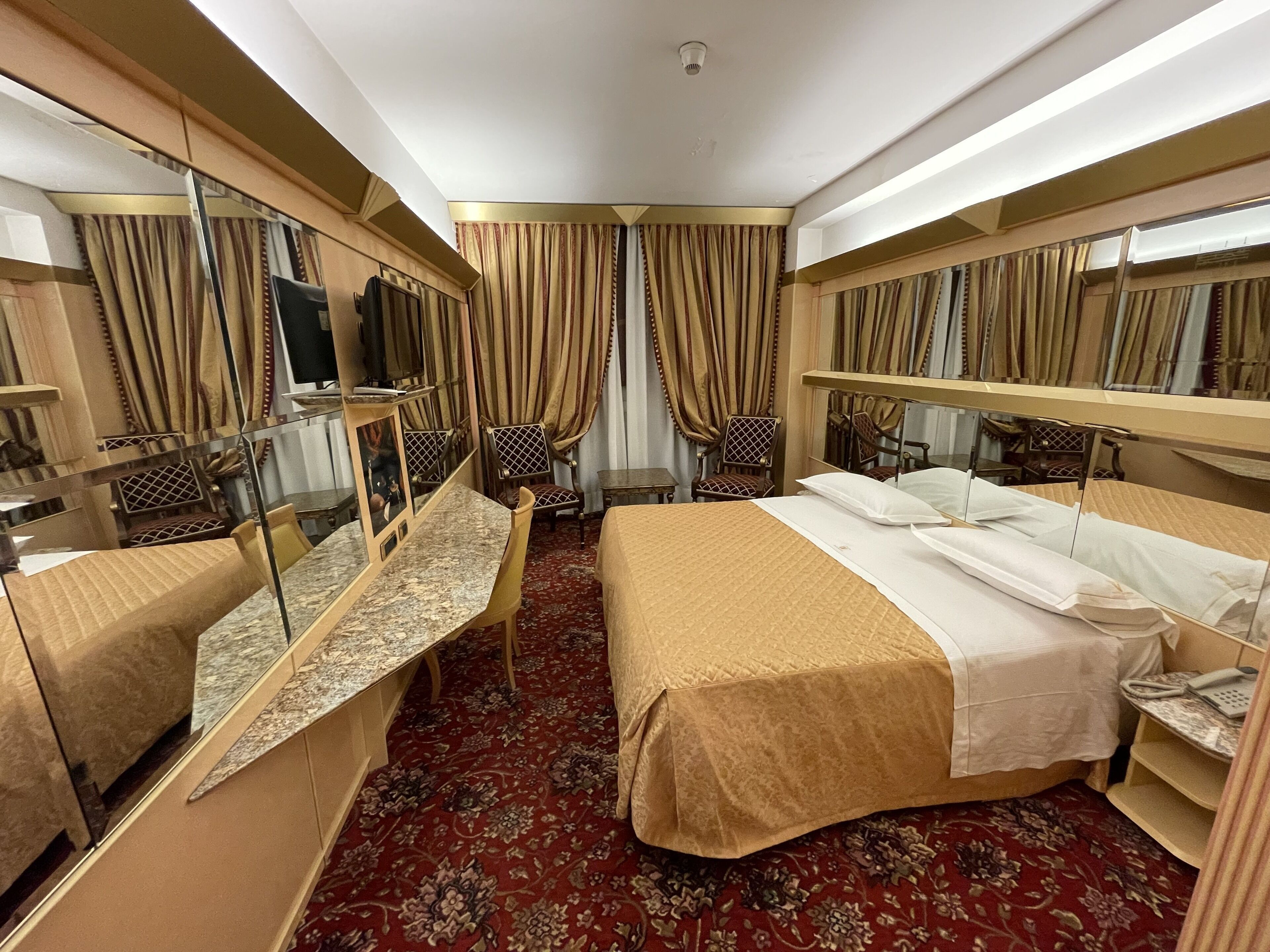 Minibar, in-room safe, desk, blackout curtains