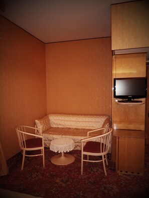 Double Room | Living area