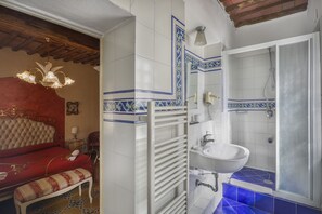 Suite | Bathroom - Antica Residenza Santa Chiara (Lucca)