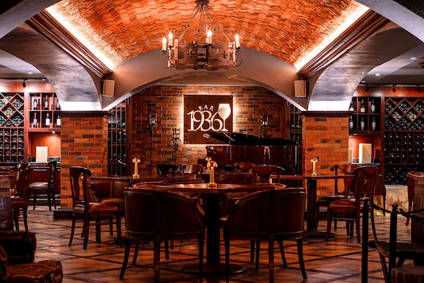 Bar (en la propiedad)