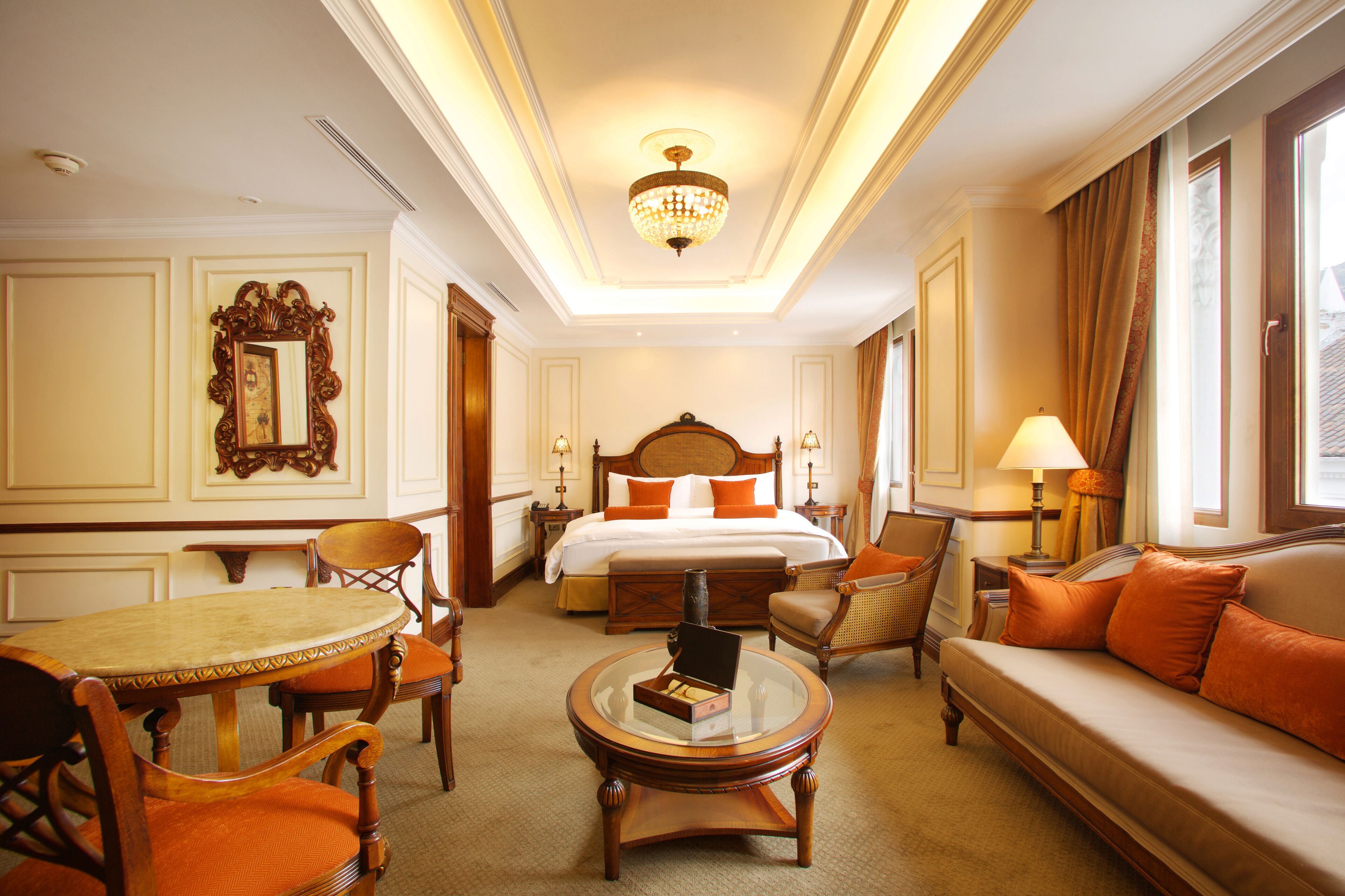 royal suite, 1 king bed, city view | premium bedding, down duvets, in-room safe, desk