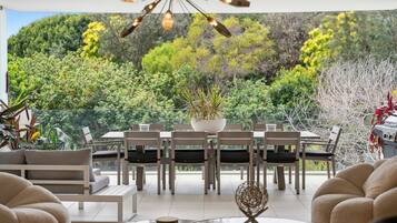House | Terrace/patio