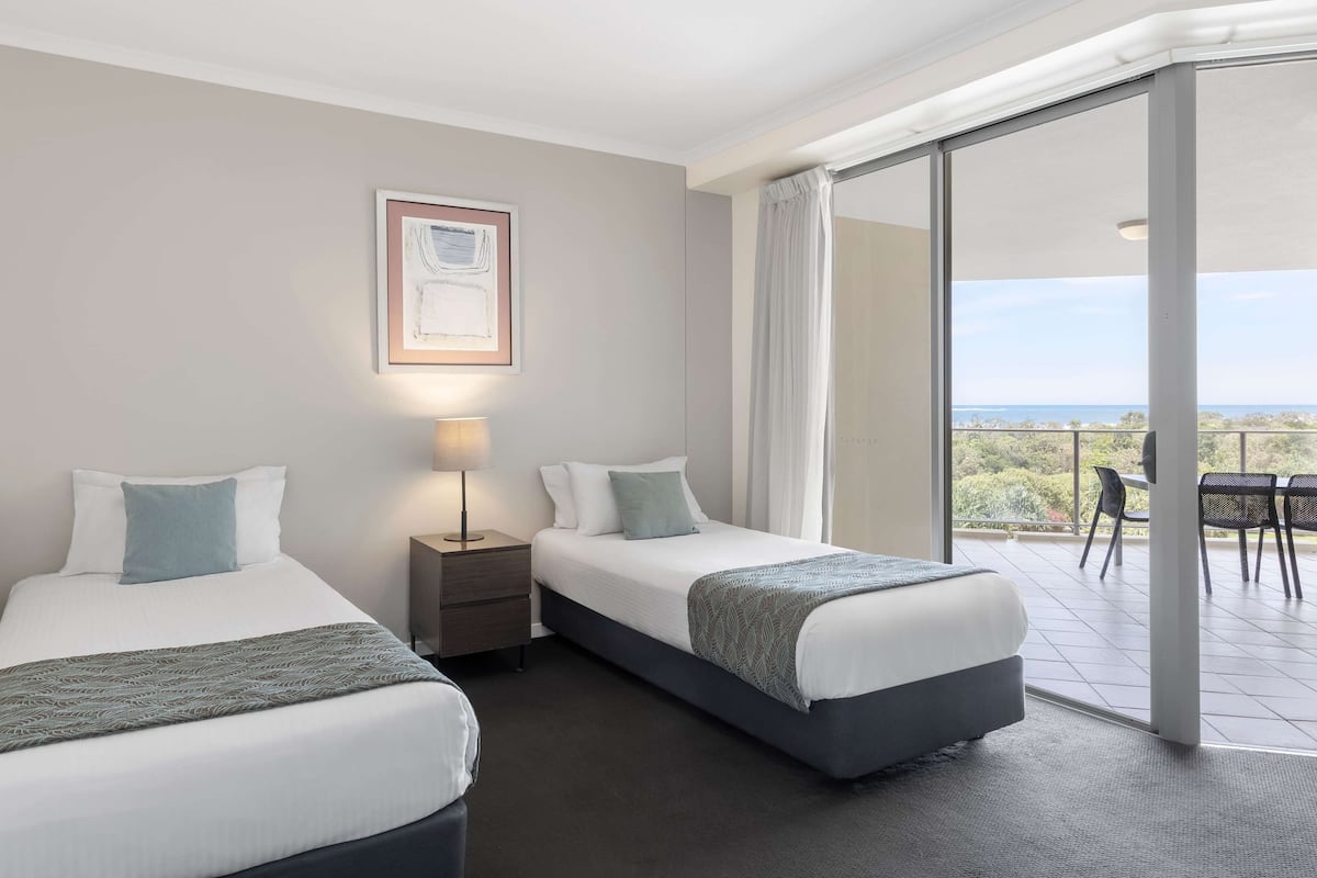 2 Bedroom Ocean View Apartment | 1 bedroom, desk, iron/ironing board, free WiFi