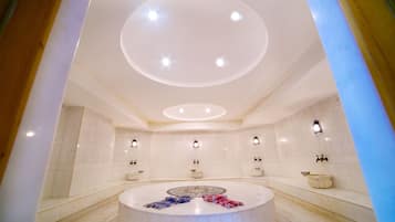 Outdoor treatment areas, sauna, steam room, Turkish bath