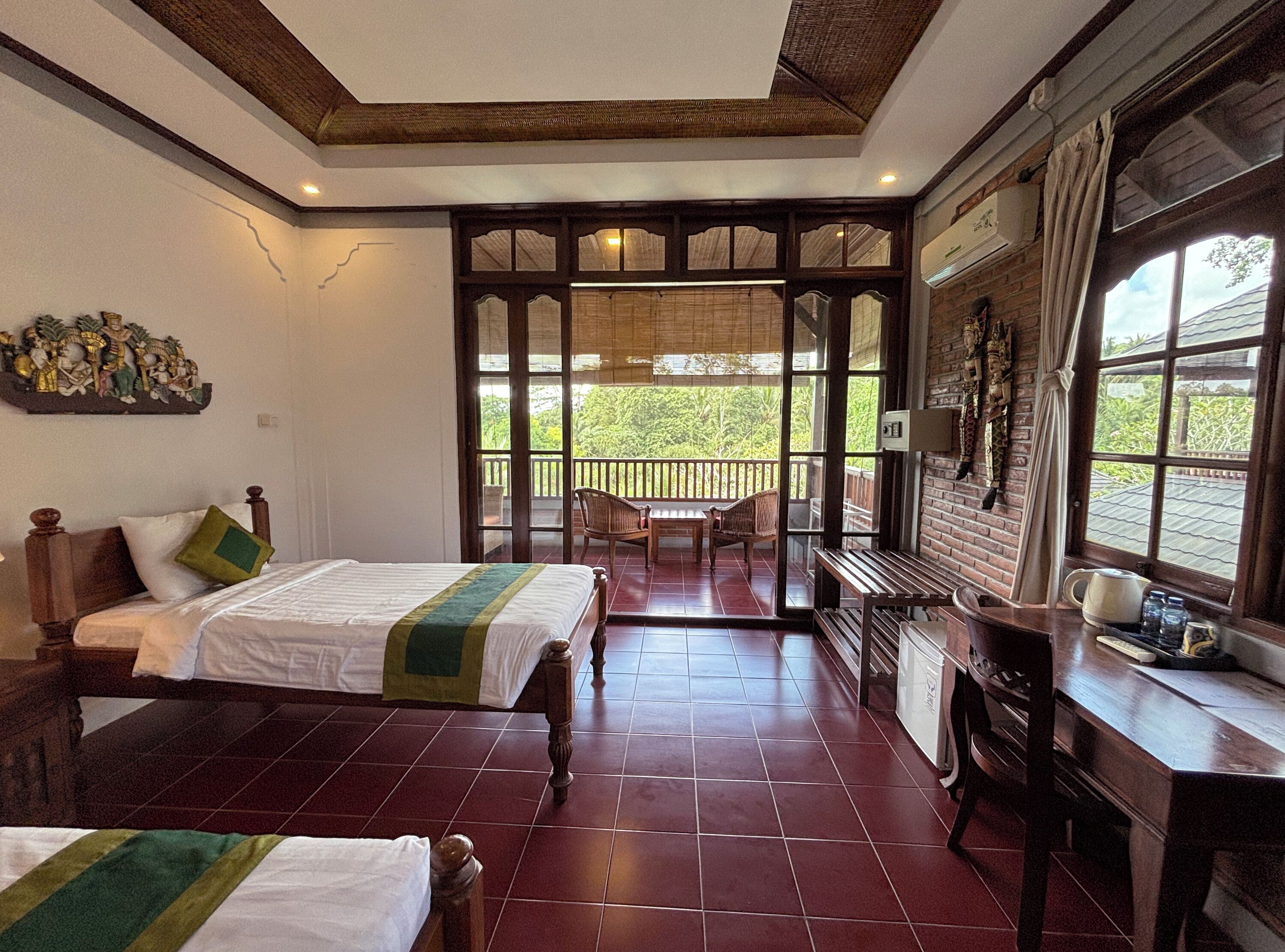 Deluxe Twin Room | In-room safe, desk, rollaway beds, free WiFi