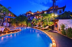 Outdoor pool, pool umbrellas