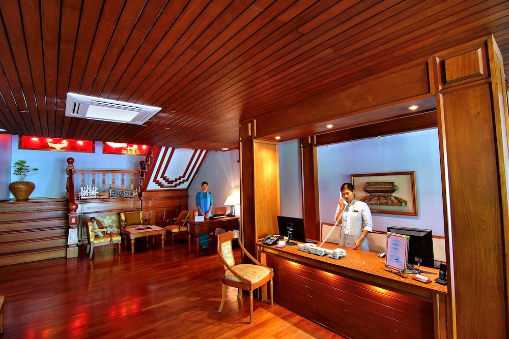 Hotel by the Red Canal by null